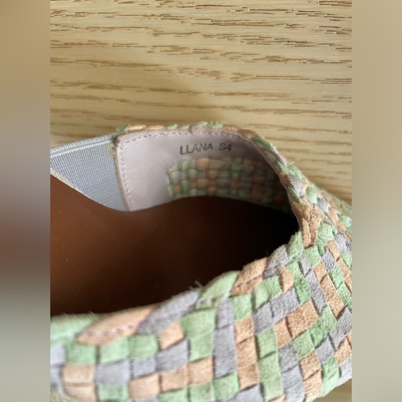 Donald J Pliner Pastel Suede Weave Mules - Picture 5 of 6